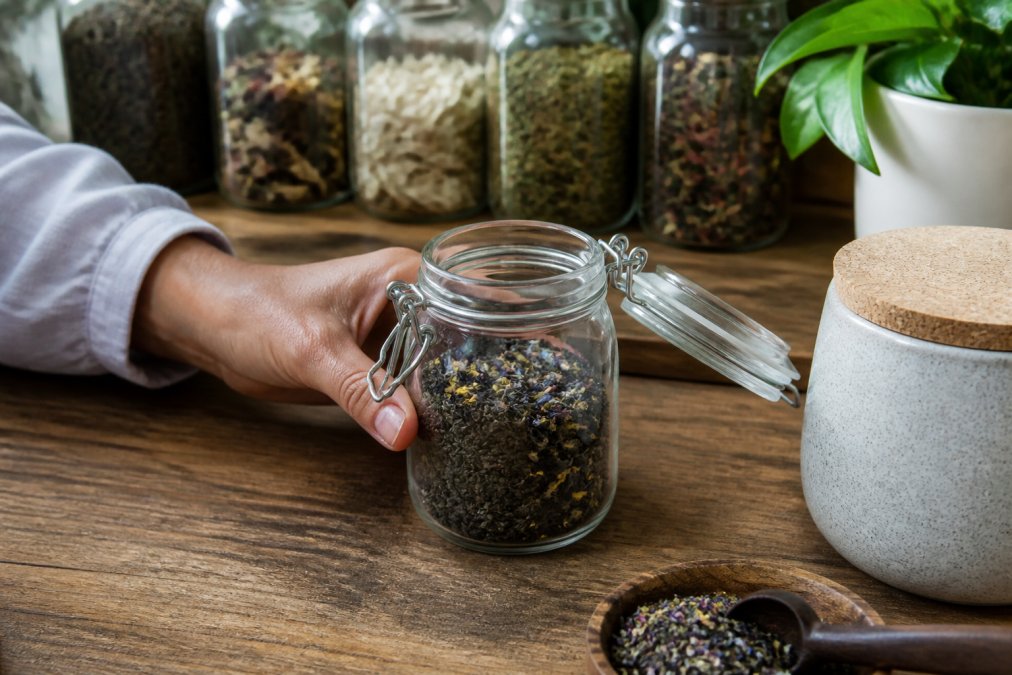 How to Store Artisan Tea at Home
